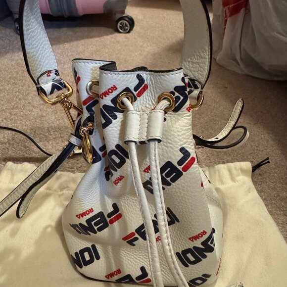 Fendi Bag - Picture 9 of 9